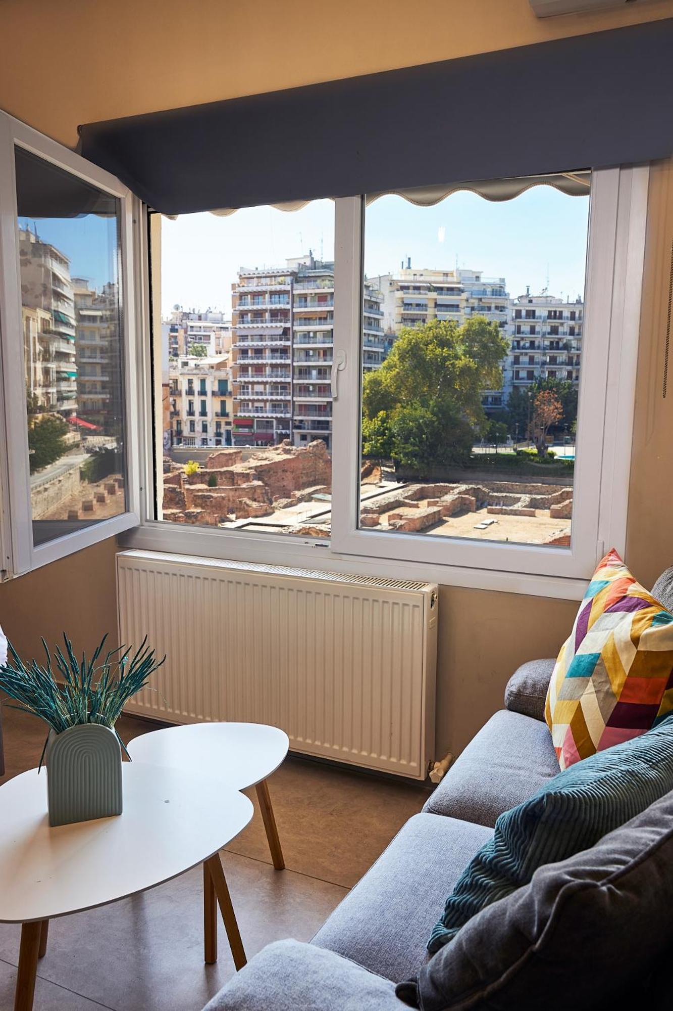Starlights Wonderful View Apartments By Binobi! 테살로니키 외부 사진